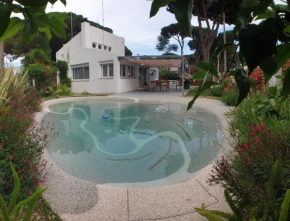 Villa Noray Costa Brava piscina, aire y WiFi 500m de la playa